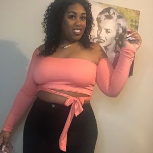 Long sleeve crop top